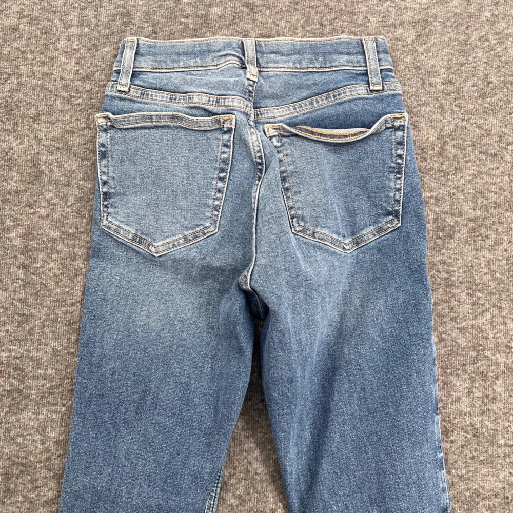 Topshop Jamie High Rise Skinny Jeans Medium Wash Distressed Hem W25 L32‎ Blue